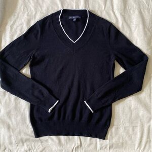 Brooks Brothers Women’s Black Cotton V Neck Medium Fits Like Small